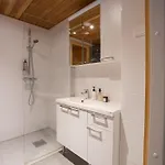 Auroralevi Sointuilevi, Log Cabin, Central, Sauna, 2 Passes Included *