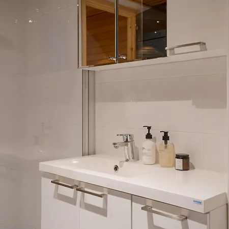 Auroralevi Sointuilevi B63, Central, Sauna, Nearby Appartement