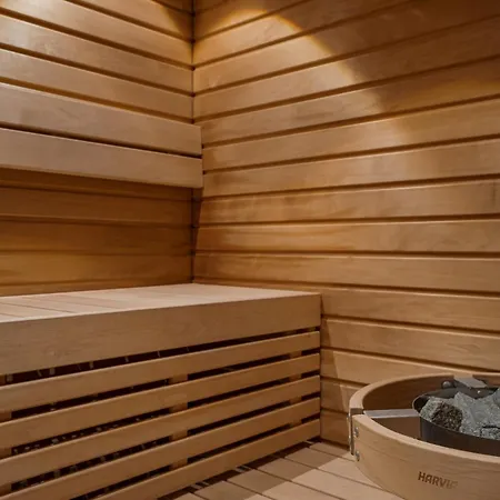 Auroralevi Sointuilevi, Log Cabin, Central, Sauna, 2 Passes Included 아파트 레비