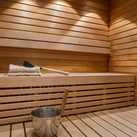 Auroralevi Sointuilevi, Log Cabin, Central, Sauna, 2 Passes Included * 레비