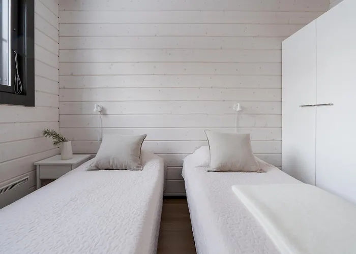 Auroralevi Sointuilevi B63, Central, Sauna, Nearby Levi