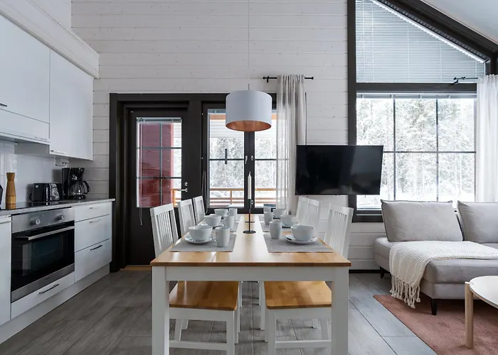 Auroralevi Sointuilevi B63, Central, Sauna, Nearby